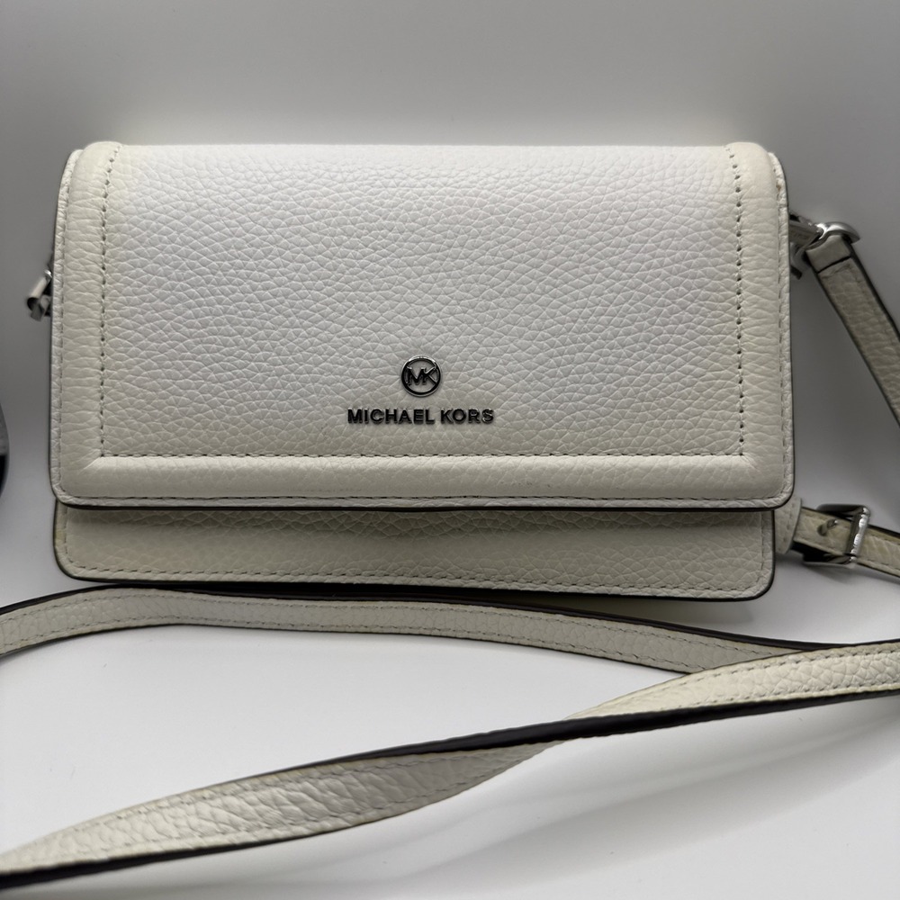 Michael Kors Jet Set Small Pebbled Leather Smartphone Convertible Crossbody Bag